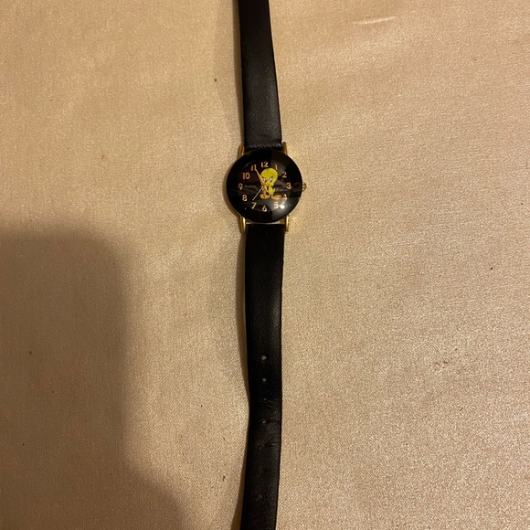 Armitron Looney Tunes watch - Picture 4 of 4